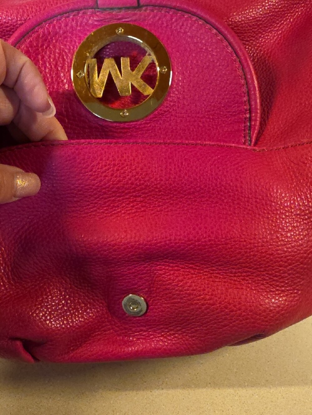 Michael Kors Hot Pink Leather Shoulder Bag with Matching Wallet - Picture 3 of 10
